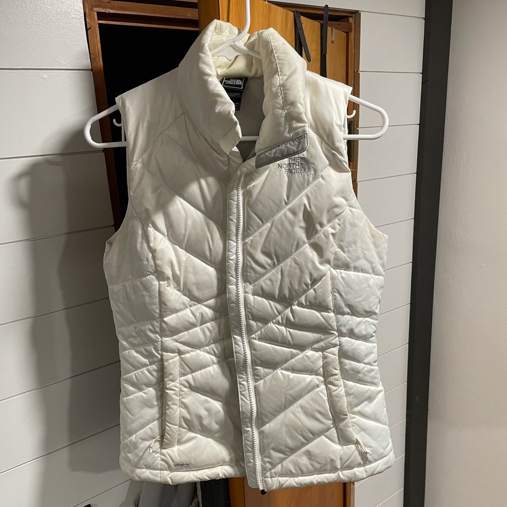 White north face vest
